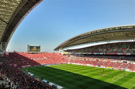 埼スタ イベント: 宇宙から見たサッカーの未来